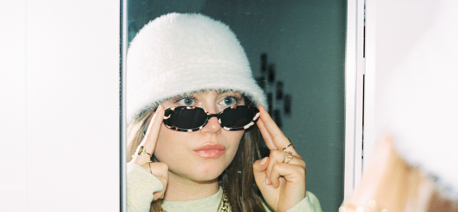 Boek MAXINE op je festival of evenement Agents After All